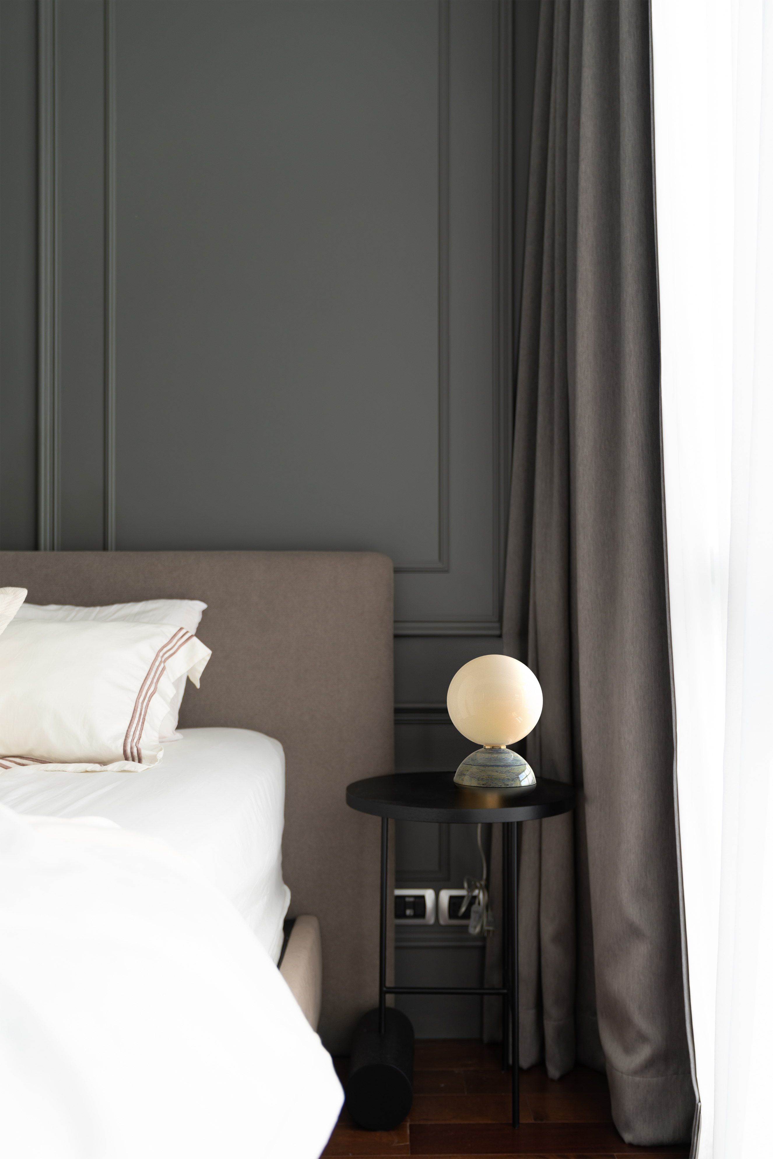 Настольная лампа Spacey